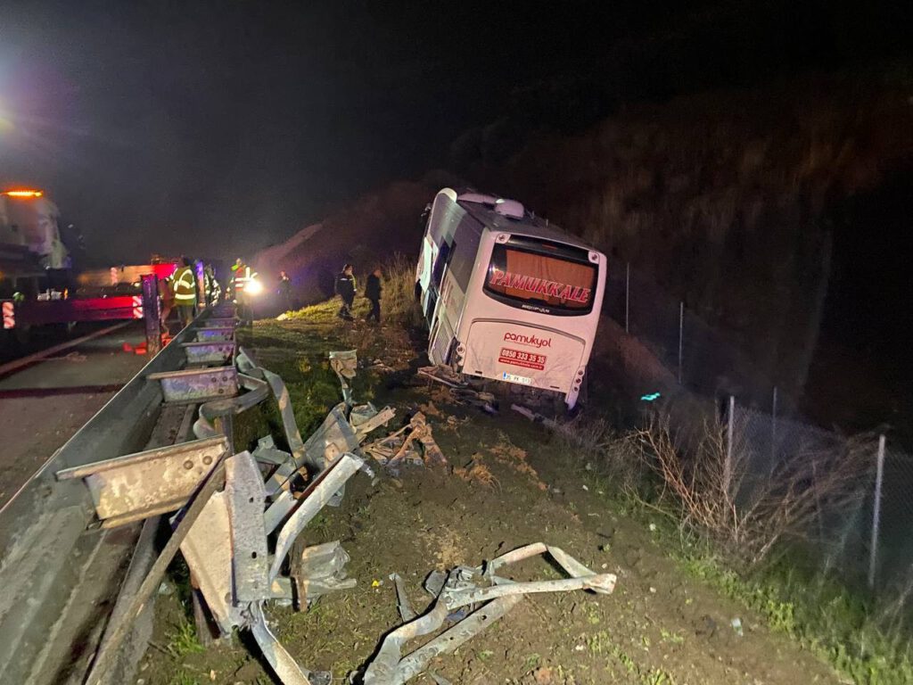 Bursa’da otobüs kazası: 36 yolcu ölümden döndü