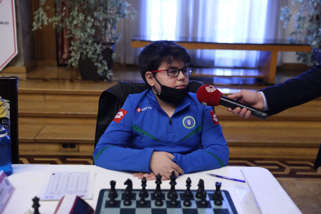 Satranç turnuvası şampiyonu Bursalı Yağız