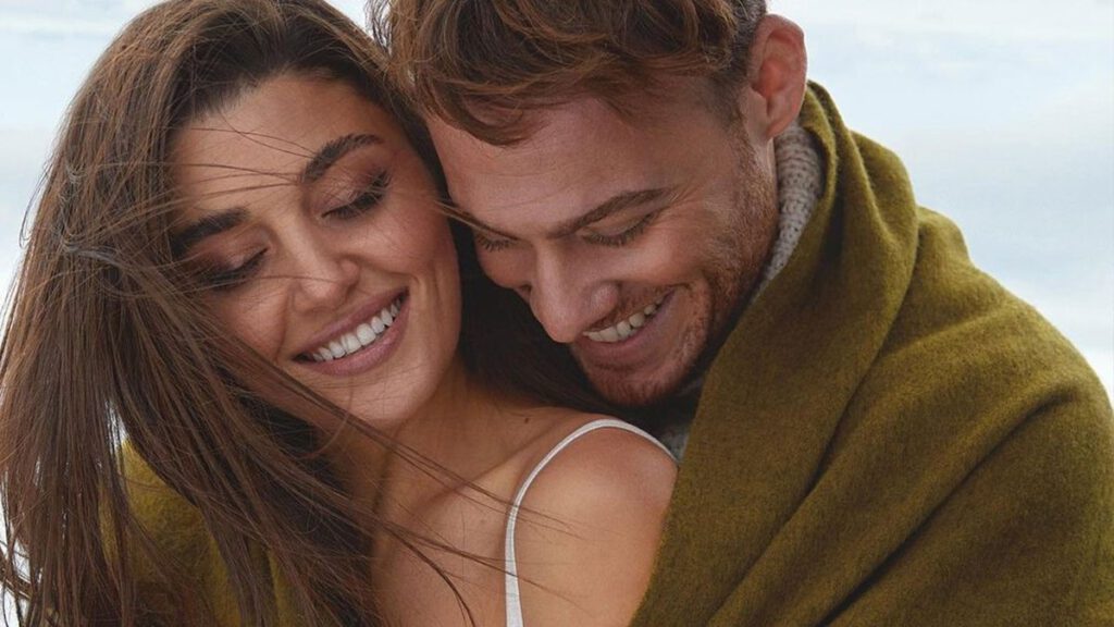 Hande Erçel Kerem Bürsin aşkında şok gelişme! Ayrıldılar mı?