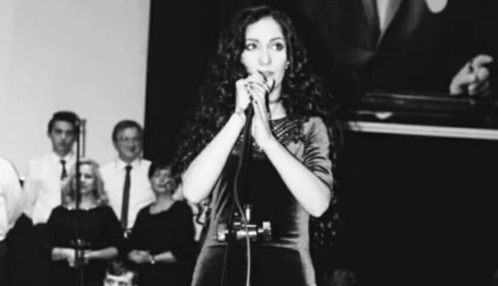 Cafe de Sanat’da konser hazırlığı