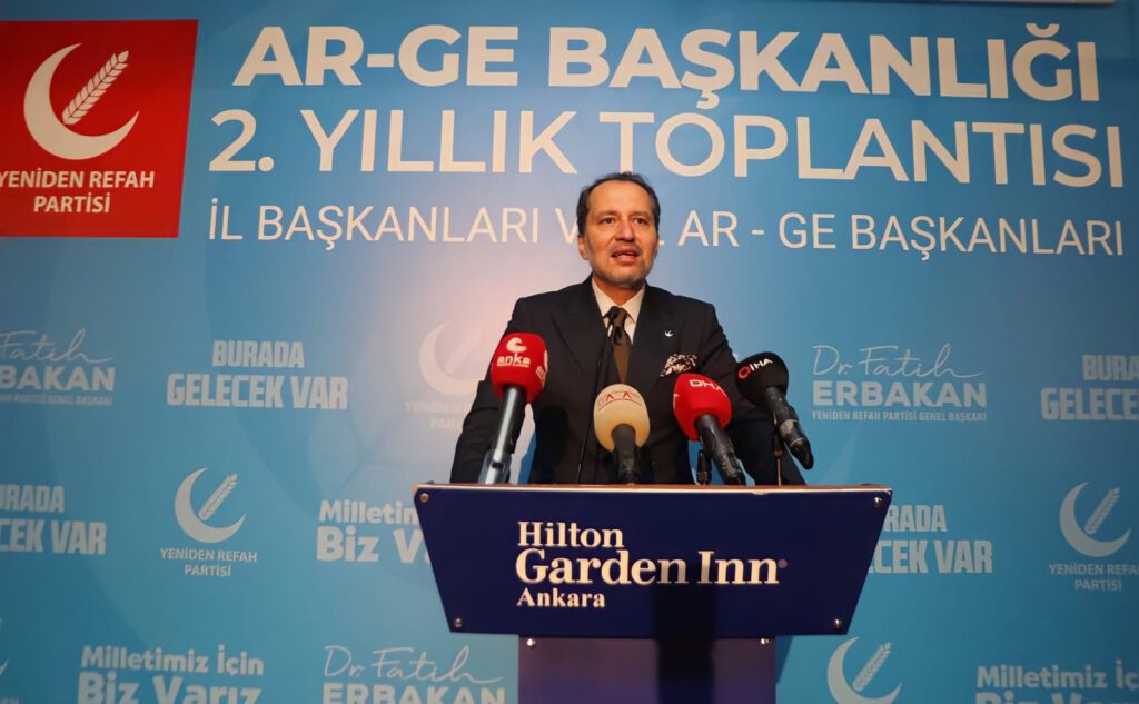 Erbakan açıkladı: Bu girdaptan kurtulmak mümkün