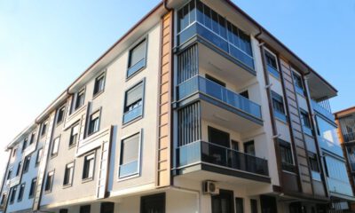 Bursa Yıldırım’da 151 m² arsa üzerindeki dört katlı bina satılıktır