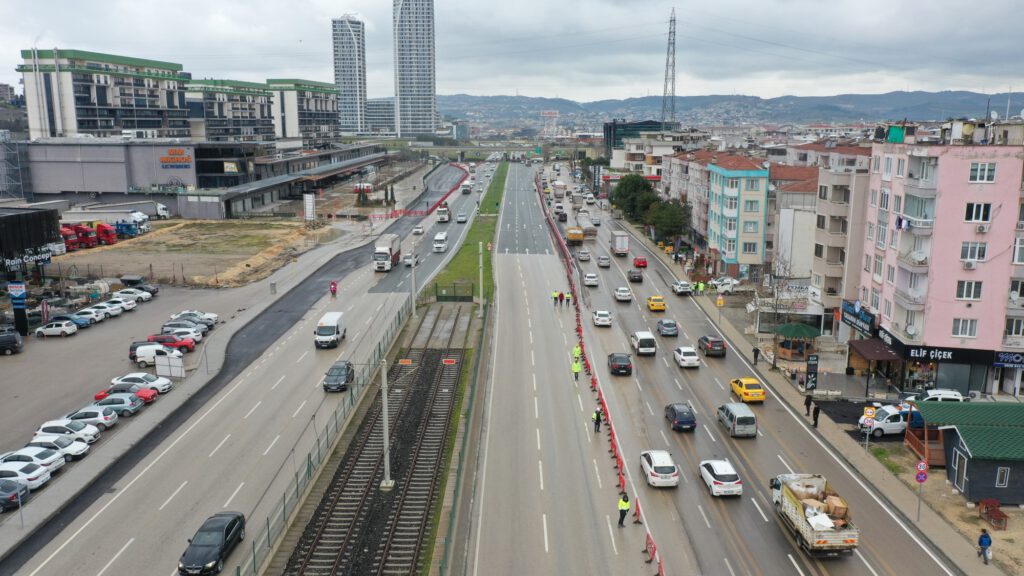 Mudanya yolunda ray mesaisi başladı