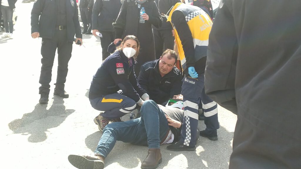 Bursa Adliyesi savaş alanına döndü! Taciz davasında 5 yaralı