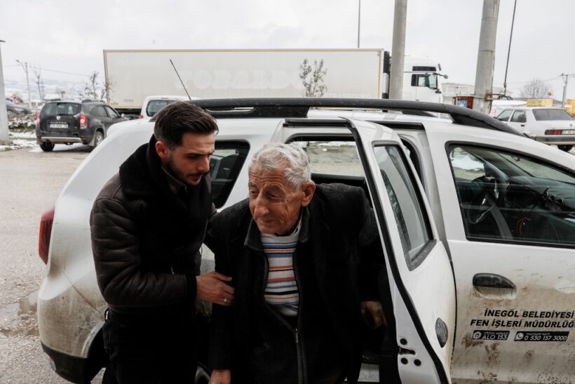 Mahsur kalan hasta hastaneye ulaştırıldı