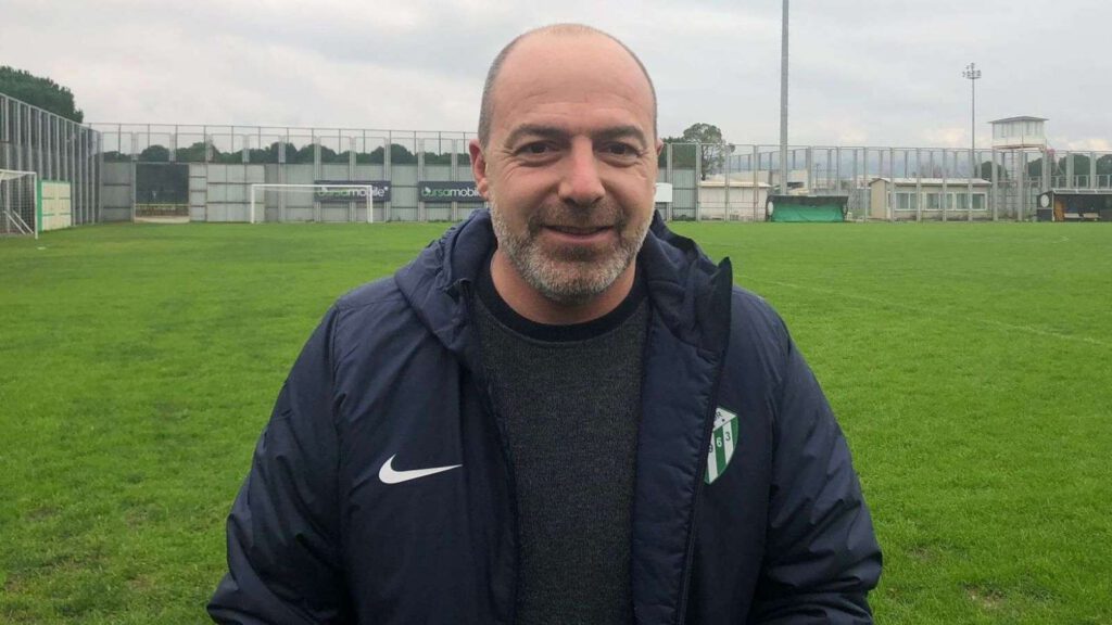 Bursaspor’da yaprak dökümü: Deniz Kolgu ile yollar ayrıldı