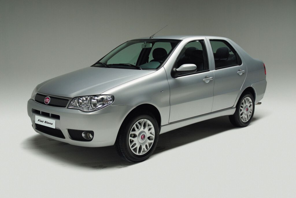 1999 model FIAT marka SİENA EL 1.4 araç satılıktır