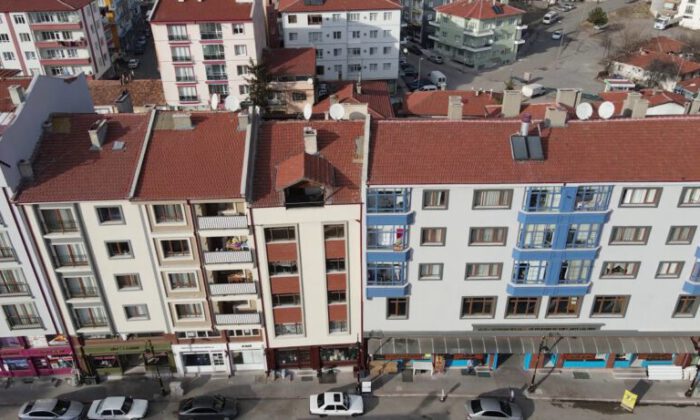Cephe iyileştirme ve sokak sağlıklaştırma işi yaptırılacaktır