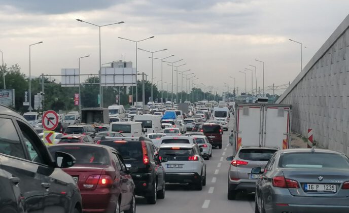 Bursa’da trafiğe 1 saatlik tören düzenlemesi