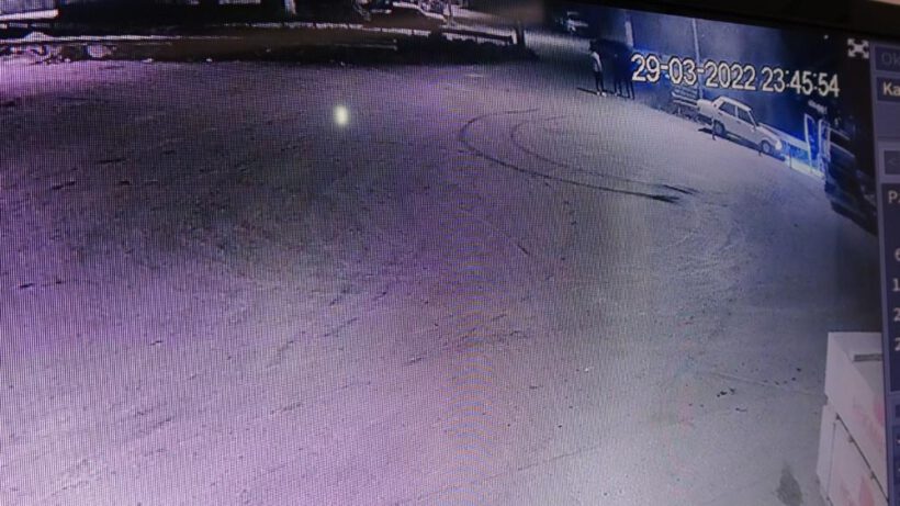 Annesinin aracıyla drift atan gence trafik polisi sürprizi