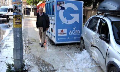 Antalya’da kaza sonrası şelale gibi su aktı, bakan şaştı kaldı