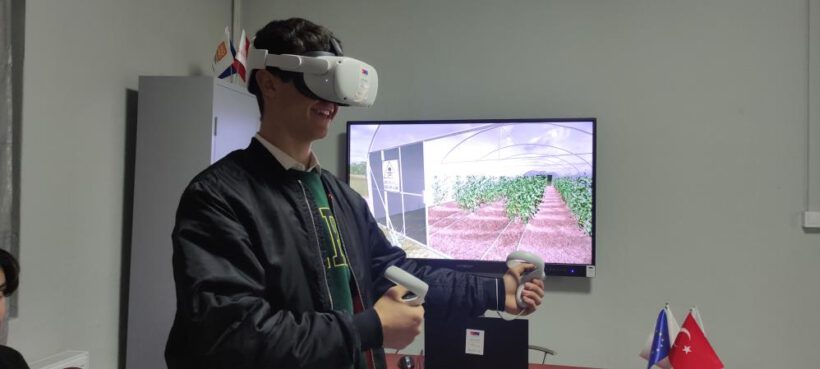 Bu okulda eğitimler sanal alemde yapılıyor