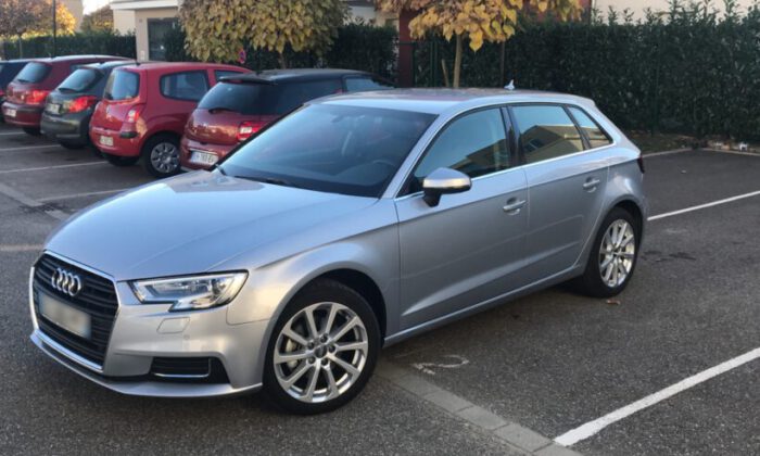 2013 model AUDİ marka A3 1.6 TDI AMBIENTE S TRONİC otomobil satılıktır