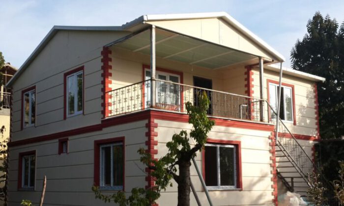 Bursa Mustafakemalpaşa’da 475 m² arsa üzerindeki iki katlı bina satılıktır