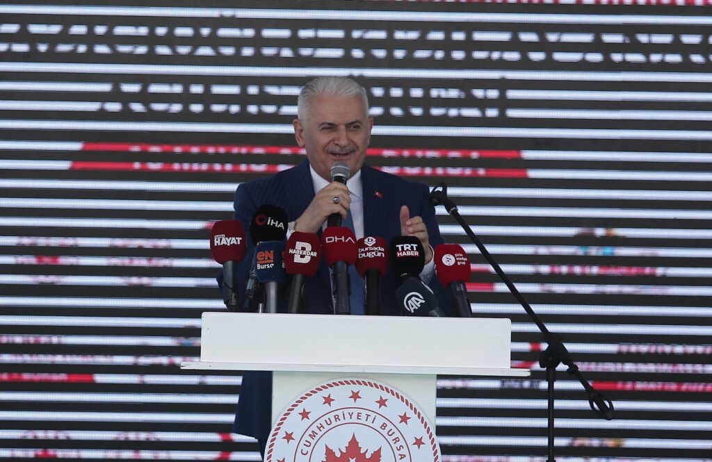 Binali Yıldırım’dan anaokulu açılışı