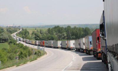 Gümrükte tır kuyruğu 40 kilometreyi aştı