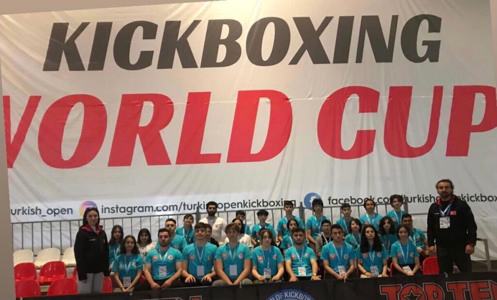 ‘Bizim’ çocuklar zirvede