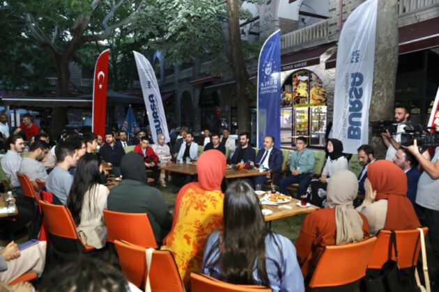 Başkan Aktaş, Türk devletlerinden gelen gençlerle buluştu