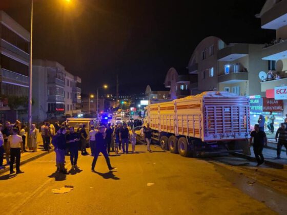 Bursa Çamlıca’da kamyonun 9 aracı biçtiği anlara ait yeni görüntüler ortaya çıktı