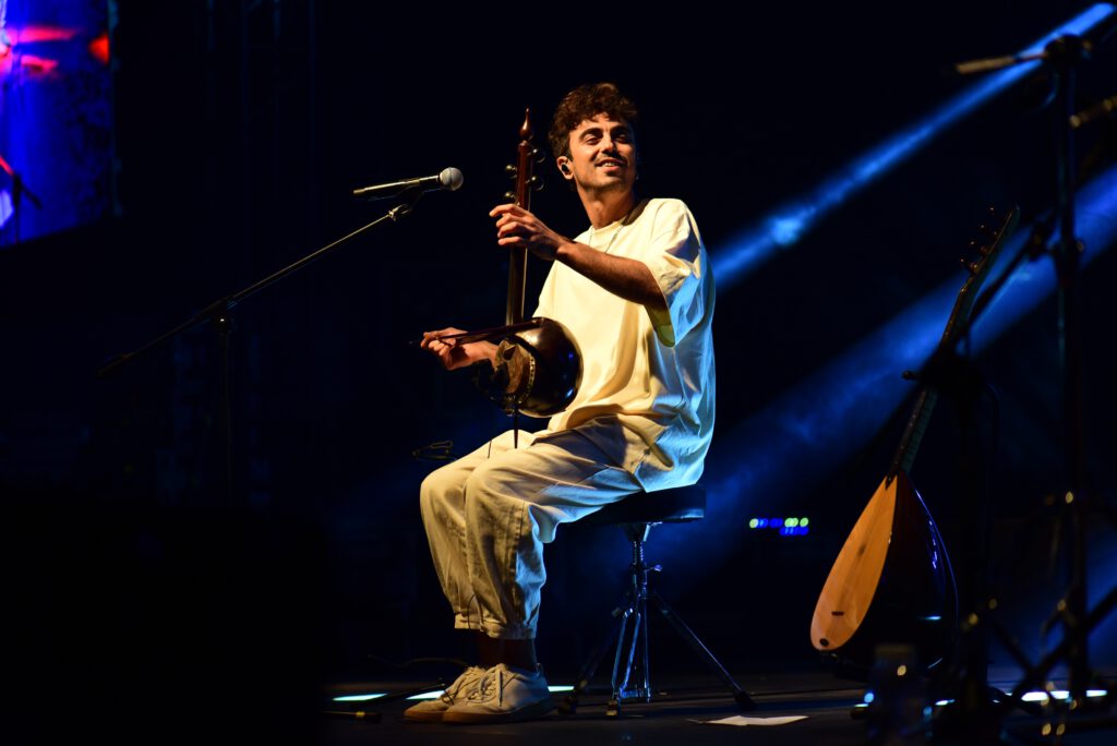 Açıkhava’da Mark Eliyahu rüzgarı