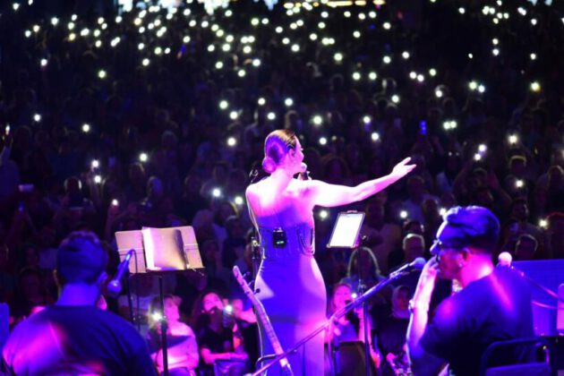 Bursa’da türkü dolu gece