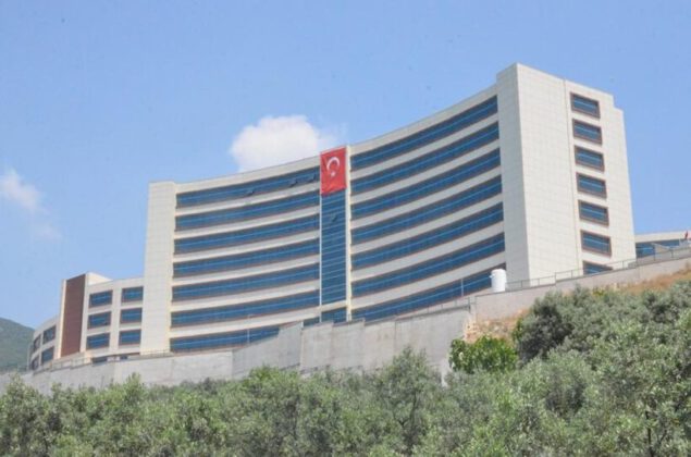 Gemlik Devlet Hastanesi’nde ‘gıda zehirlenmesi’ şüphesi