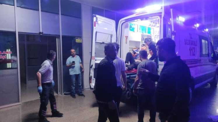 Eğlence merkezine tüfekle ateş açıldı : 1’i polis 6 yaralı