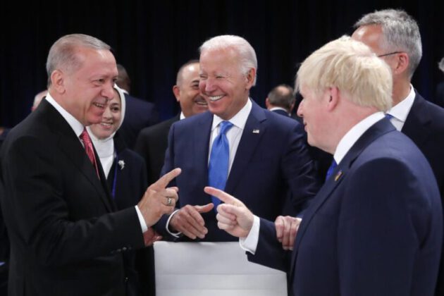 Johnson’dan Erdoğan’a Türkçe şaka: “Çok güzelsin”