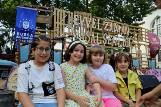 Bursa’da masal dünyasına renkli yolculuk