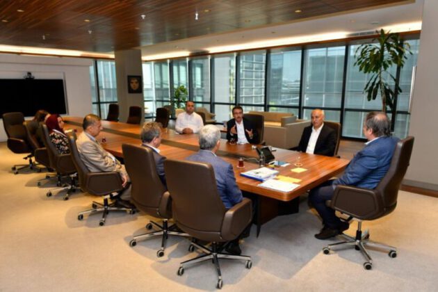 Başarılı öğrencilere yurt dışında staj imkanı