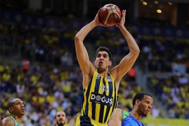 Bursaspor, Ahmet Düverioğlu’nu transfer etti