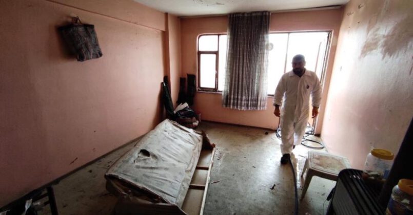 Osmangazi’de çöp ev temizlendi