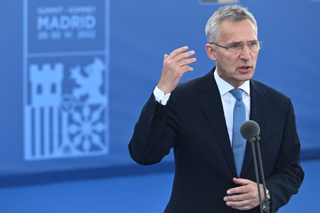 Stoltenberg: “Tarihi kararlar alacağız”