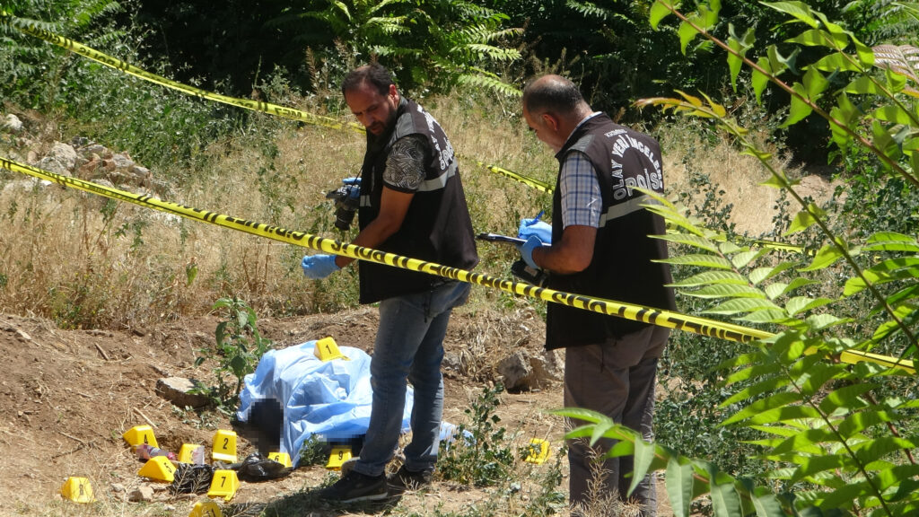 Malatya’da bir kişi boş arazide ölü bulundu