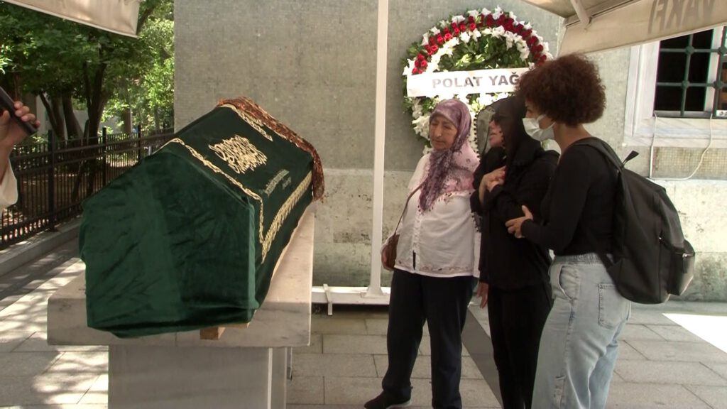 Ünlü türkücü Ceylan’ın acı günü