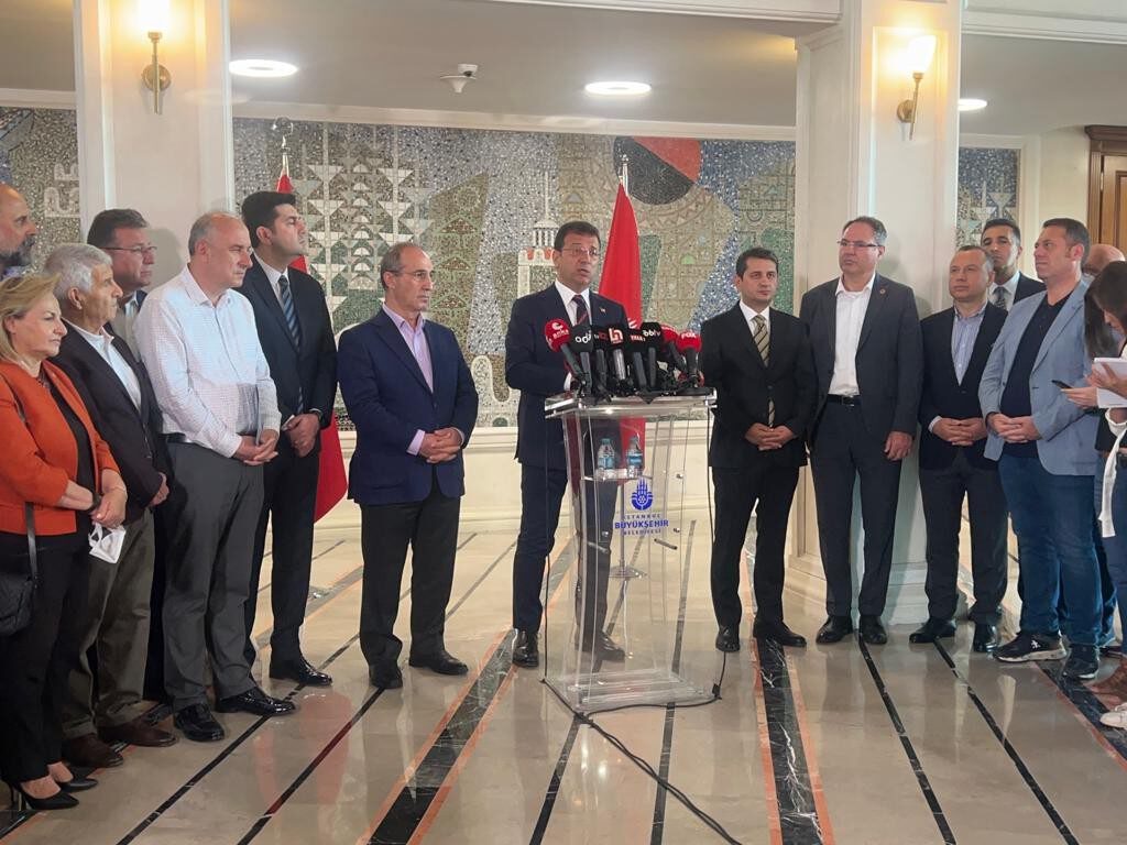 İBB Başkanı İmamoğlu’ndan, “tatil” eleştirilerine cevap