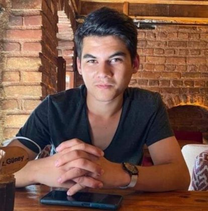 Denizde boğulma tehlikesi geçiren genç, 12 günlük yaşam mücadelesini kaybetti