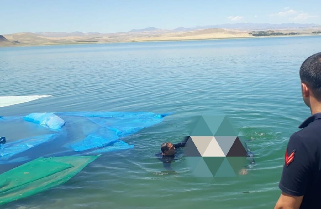 Elazığ’da serinlemek için baraja giren 2 arkadaş boğuldu
