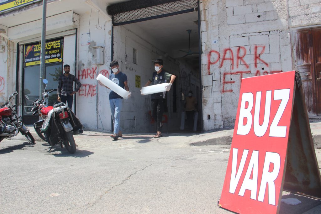 Sıcak havada buz satışları patladı