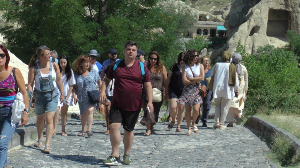 Kapadokya’da turizmciler pandemi kısıtlamalarına dönmek istemiyor