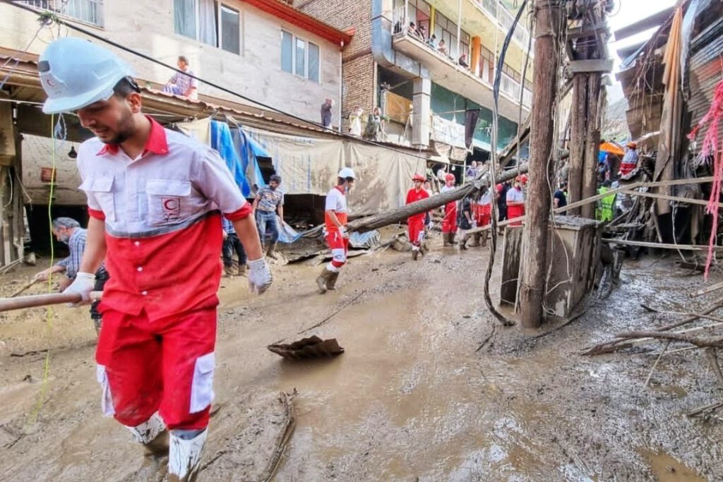 İran’da sel: 4 ölü, 9 yaralı