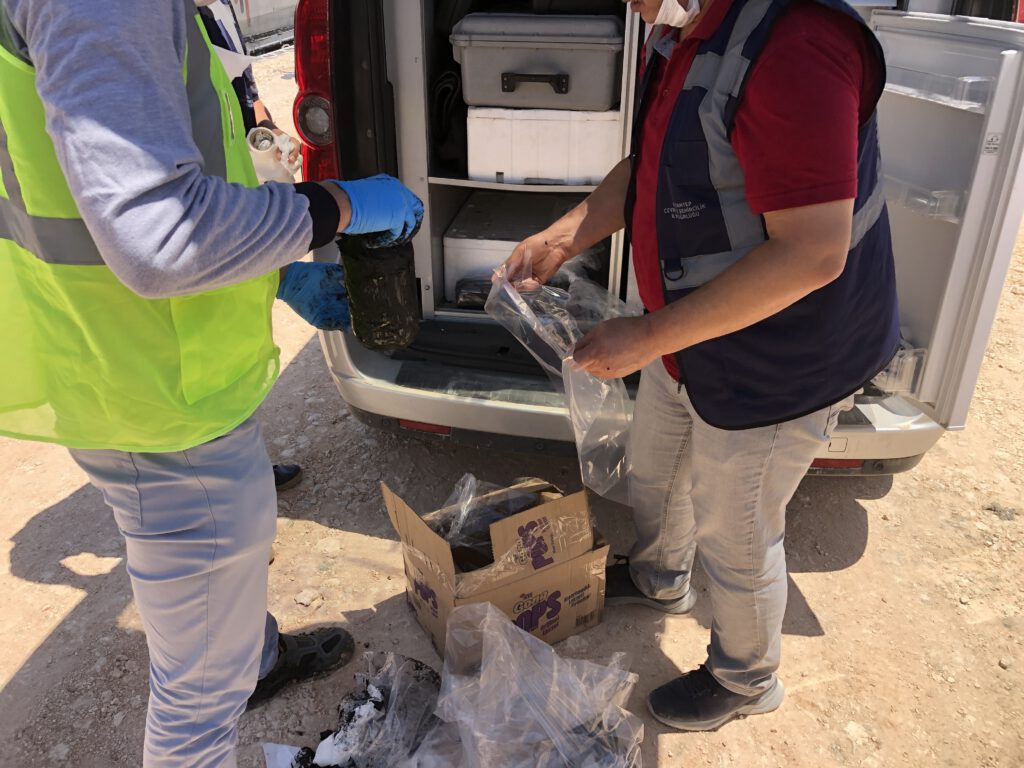 TAG Otoyolu’nu kaplayan atıktan numune alındı