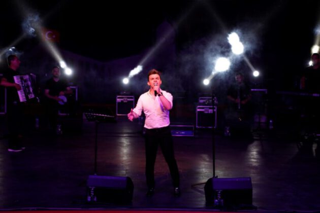 Rumeli Semih İnegöl’ü salladı