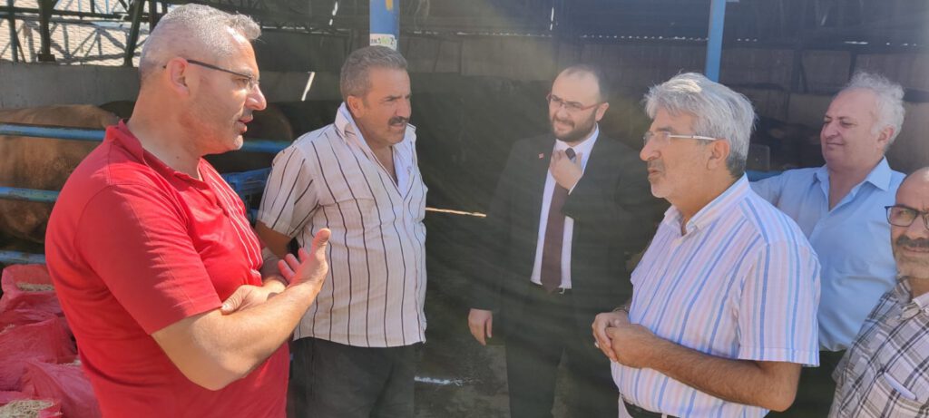 Saadet Partisi Bursa İl Başkanlığı’ndan kurban kesim noktalarına ziyaret