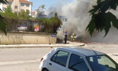 Sabah saatlerinde meydana gelen araç yangınlarında büyük maddi zarar oluştu