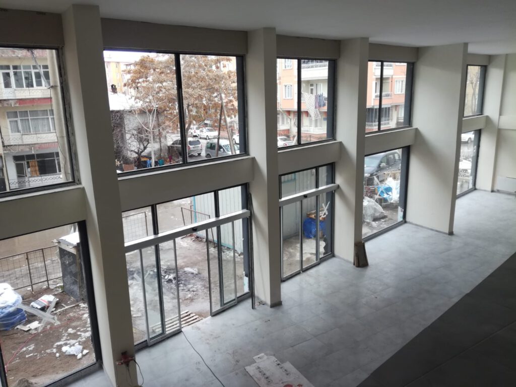 Bursa Orhangazi’de 198 m² dükkan satılıktır