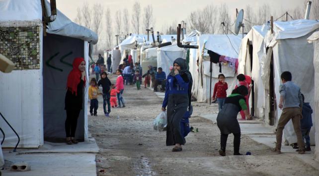 Fransa, Suriye’deki kamplardan 51 kişiyi ülkeye aldı