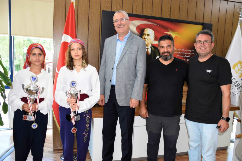 Karacabey’in sporda başarıları sürüyor