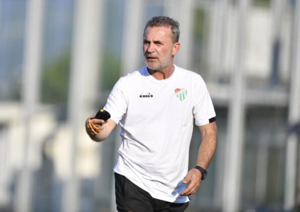 Bursaspor’da as kadro oluşturulmaya çalışılıyor