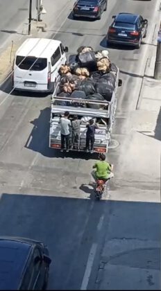 Bursa’da gençlerin tehlikeli yolculuğu kameralarda